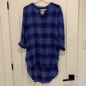Anthropologie blue plaid cotton gauze tunic.